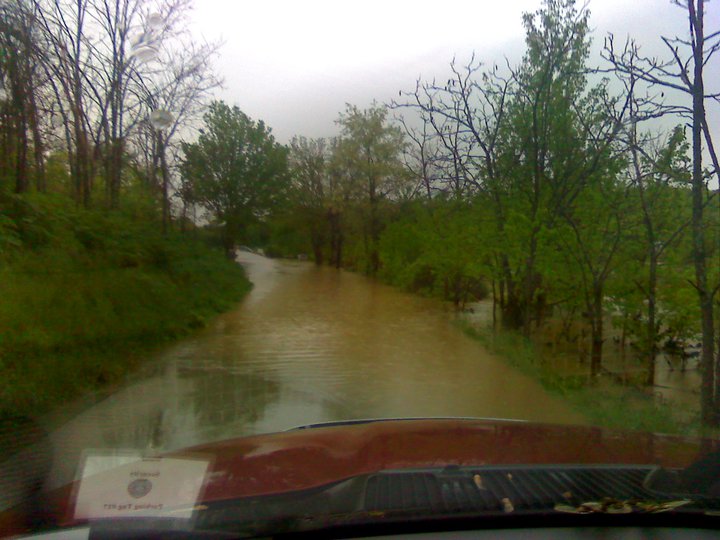 Muddy Ford, Scott  County, KY  5-2-2010 around 0930am .jpg